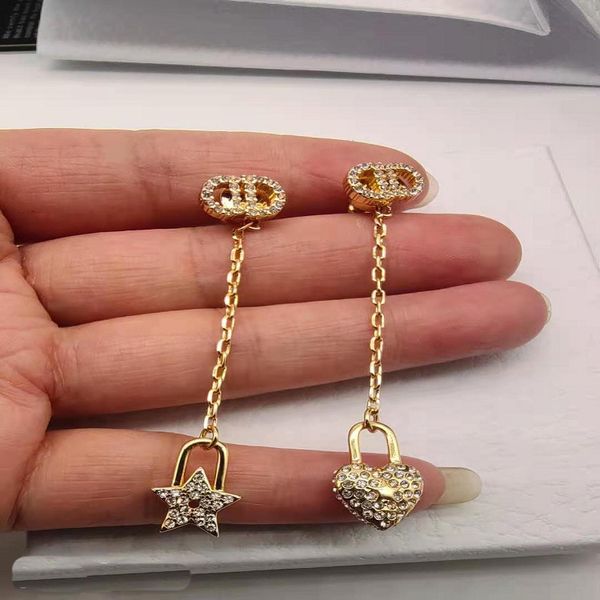 70% off high-quality jewelry new family full diamond five pointed star love pendant letter diamond earrings, Silver
70% off high-quality jewelry new family full diamond five pointed star love pendant letter diamond earrings, Silver