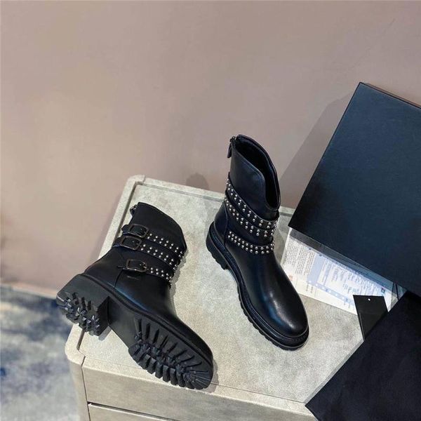 woman genuine leather boots punk luxury designer brand fashion platform zip ladies shoes 2021, Black
woman genuine leather boots punk luxury designer brand fashion platform zip ladies shoes 2021, Black