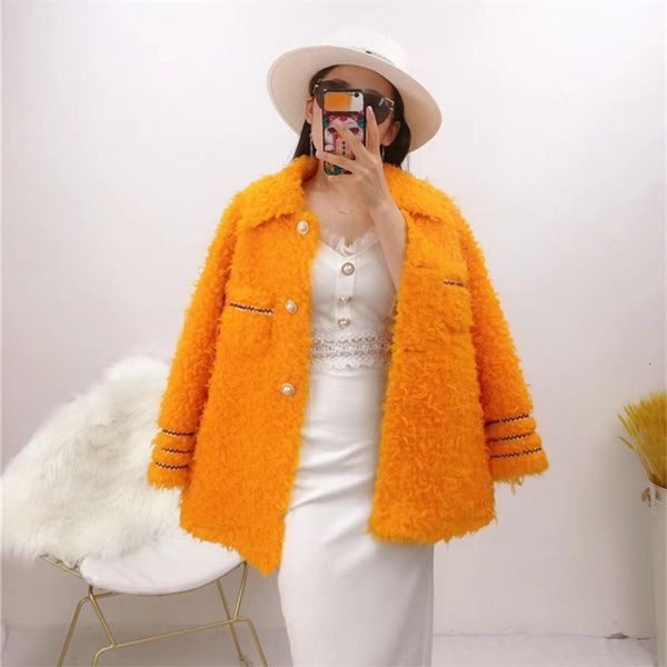 women's trench coats autumn winter real wool fur coat women female pearl button genuine sheep shearing fur jacket suede leather li, Tan;black
women's trench coats autumn winter real wool fur coat women female pearl button genuine sheep shearing fur jacket suede leather li, Tan;black
