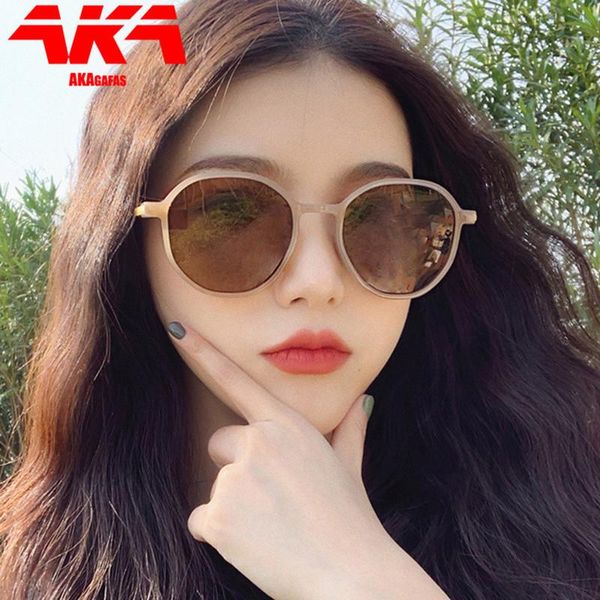 sunglasses akagafas round women 2021 retro glasses brand designer for feminino, White;black
sunglasses akagafas round women 2021 retro glasses brand designer for feminino, White;black