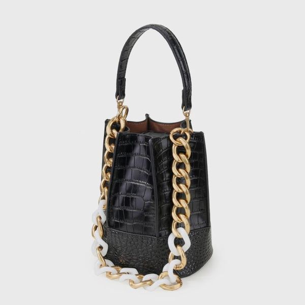 evening bags 2021 niche retro chain leather bucket bag underarm single shoulder female purses and handbags luxury designer
evening bags 2021 niche retro chain leather bucket bag underarm single shoulder female purses and handbags luxury designer