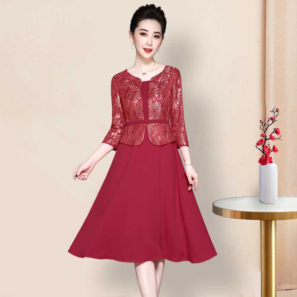 luxury party evening dress mom's 2021 summer high-end splicing korean gold yarn silk fake two-piece large swing short sleeve, White;pink
luxury party evening dress mom's 2021 summer high-end splicing korean gold yarn silk fake two-piece large swing short sleeve, White;pink