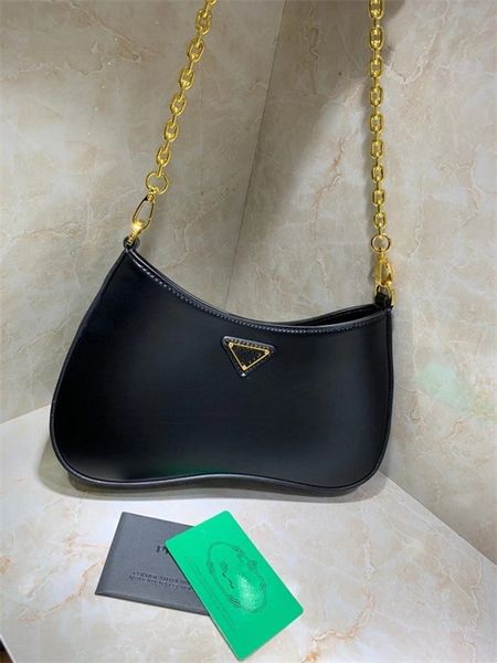 luxury portable shoulder bags women's fashion brand designer's underarm messenger bag
luxury portable shoulder bags women's fashion brand designer's underarm messenger bag