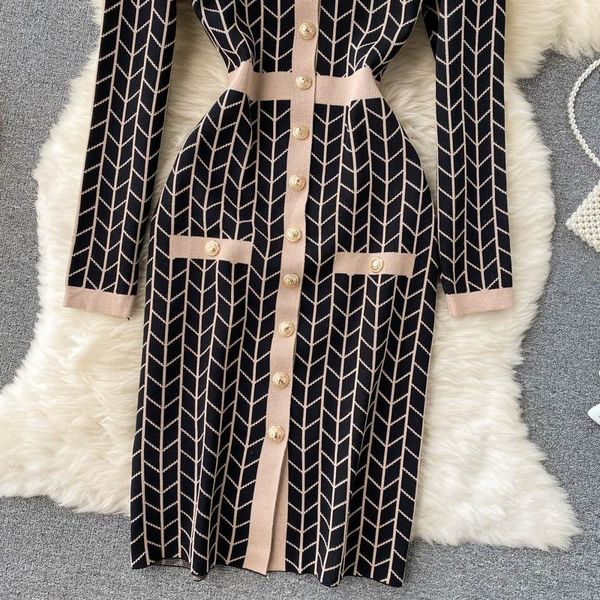 casual dresses elegant ladies fashion plaid knitted dress office lady single breasted slim sheath v-neck long sleeve 2021 knitwear, Black;gray
casual dresses elegant ladies fashion plaid knitted dress office lady single breasted slim sheath v-neck long sleeve 2021 knitwear, Black;gray