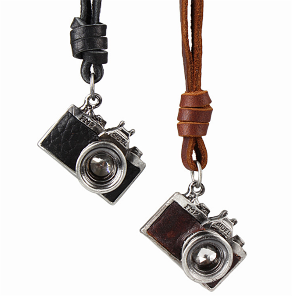 chains camera inlaid zircon leather necklace retro nostalgic alloy pendant hanging chain, Silver
chains camera inlaid zircon leather necklace retro nostalgic alloy pendant hanging chain, Silver