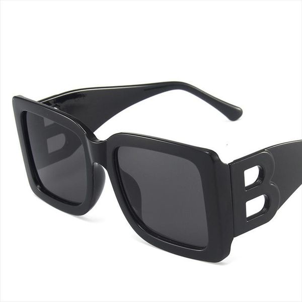 small frame retro sunglasses classic mens and womens cross border all match, White;black
small frame retro sunglasses classic mens and womens cross border all match, White;black