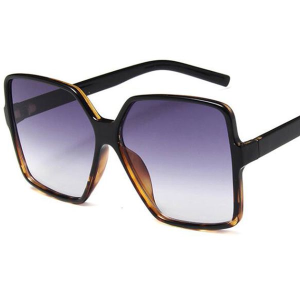 luxury designer sunglasses vintage square women's brand designer plastic frame sun glasses men hippie women zonnebril heren 0604, White;black
luxury designer sunglasses vintage square women's brand designer plastic frame sun glasses men hippie women zonnebril heren 0604, White;black