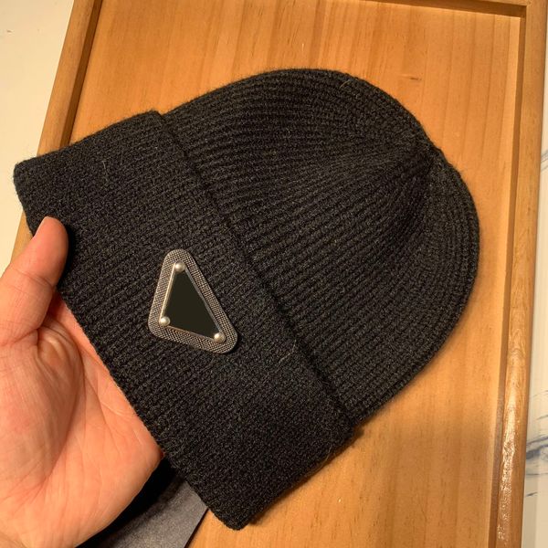 winter windproof skiing beanies triangle badge wool hats warm knitted hat solid color thicken beanie, Blue;gray
winter windproof skiing beanies triangle badge wool hats warm knitted hat solid color thicken beanie, Blue;gray