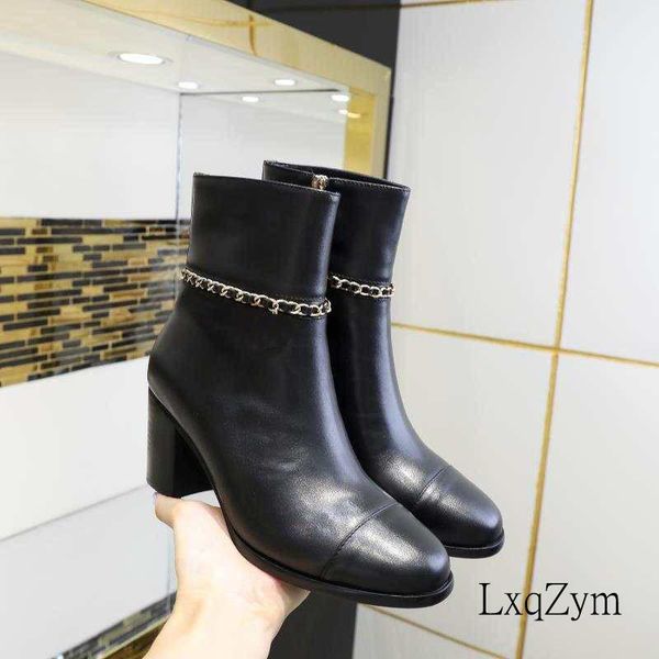boots stylish metal chain decor women's ankle genuine leather black oxfords female high heel shoes lady side zipper booties 2021
boots stylish metal chain decor women's ankle genuine leather black oxfords female high heel shoes lady side zipper booties 2021