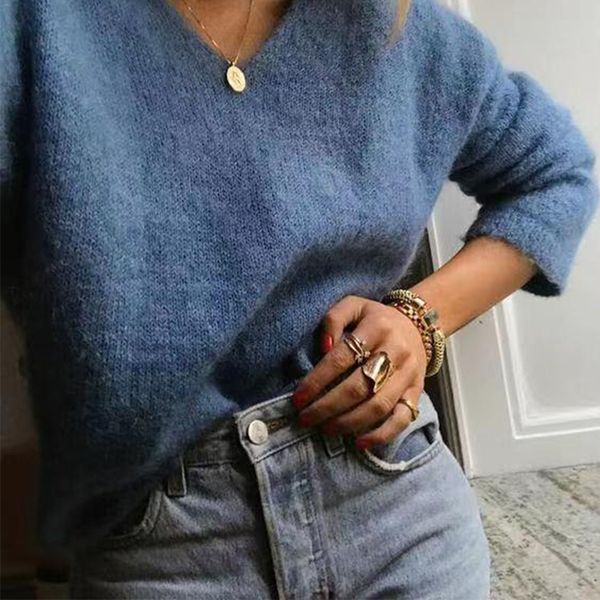 woolen sweater women's spring and autumn relaxed lazy style v-neck backing thickened cashmere 2021 new, White
woolen sweater women's spring and autumn relaxed lazy style v-neck backing thickened cashmere 2021 new, White