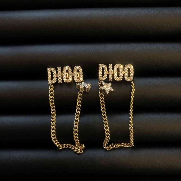 2021 newd family's new letter pearl earrings in 2021-wholesale, Golden
2021 newd family's new letter pearl earrings in 2021-wholesale, Golden