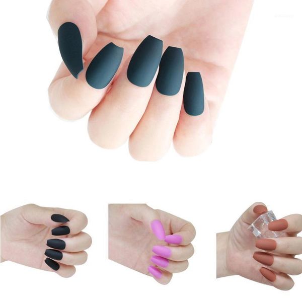 24pcs coffin false nails tip art decoration full cover matte fingernail stickers pure color design nail decor quite shiny charm1, Red;gold
24pcs coffin false nails tip art decoration full cover matte fingernail stickers pure color design nail decor quite shiny charm1, Red;gold