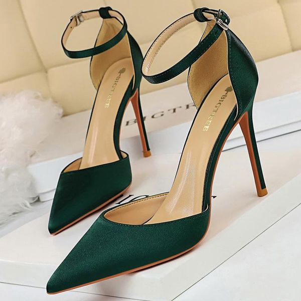 dress shoes 2021 women 10cm high heels size 43 sandals wedding bridal scarpins satin silk fetish stiletto pumps platform blue, Black
dress shoes 2021 women 10cm high heels size 43 sandals wedding bridal scarpins satin silk fetish stiletto pumps platform blue, Black