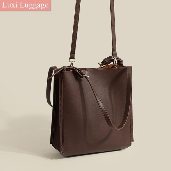 evening bags leather handbags for ladies hand set large capacity bucket women fashion shoulder bag
evening bags leather handbags for ladies hand set large capacity bucket women fashion shoulder bag