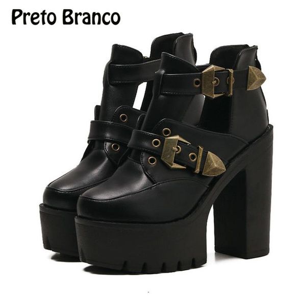 boots preto branco autumn winter korean fashion thick with belt buckle high heel waterproof platform ankle, Black
boots preto branco autumn winter korean fashion thick with belt buckle high heel waterproof platform ankle, Black
