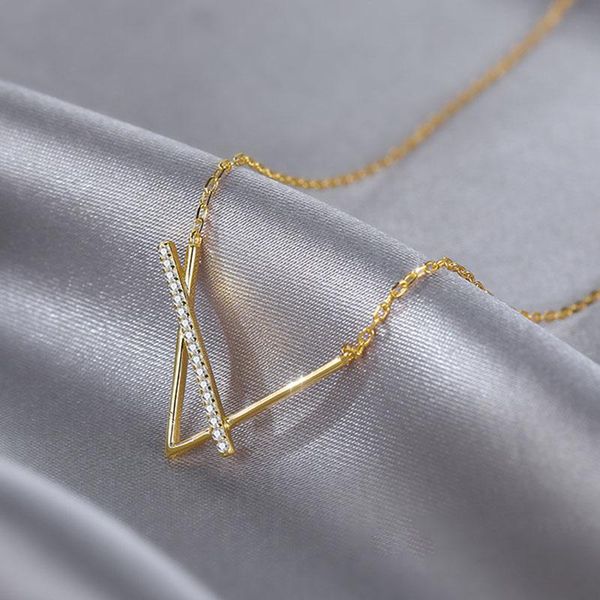 chains 925 sterling silver necklace exquisite v-shaped pendant shiny zircon choker party gift for girls wedding jewelry
chains 925 sterling silver necklace exquisite v-shaped pendant shiny zircon choker party gift for girls wedding jewelry