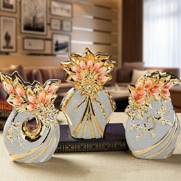 vases 30cm luxury european ceramic vase gold plated decorations for the house design creative of decorative flowers in porcelain
vases 30cm luxury european ceramic vase gold plated decorations for the house design creative of decorative flowers in porcelain