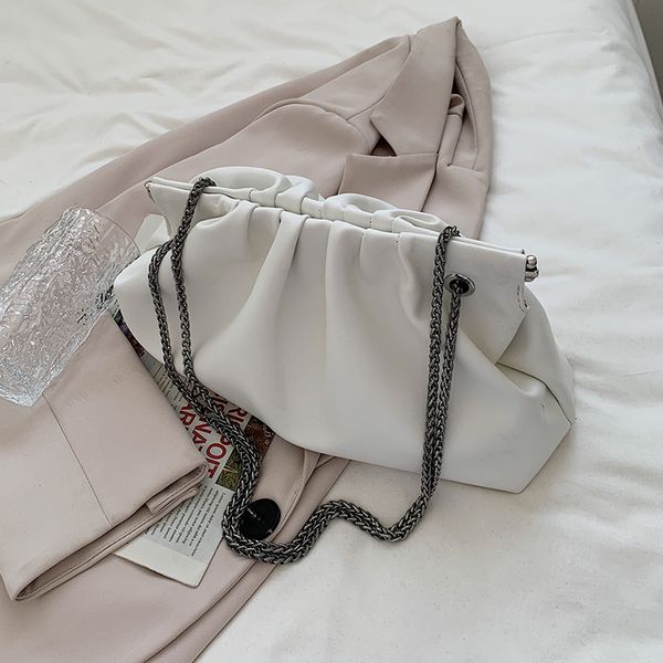niche design fresh bag 2021 new fashion chain messenger bag female cloud bag shoulder underarm dual-use width 32cm
niche design fresh bag 2021 new fashion chain messenger bag female cloud bag shoulder underarm dual-use width 32cm