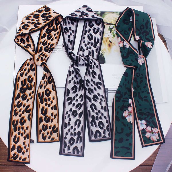 handkerchief leopard pattern south korea east gate early autumn chic satin ribbon small silk women's scarf, White
handkerchief leopard pattern south korea east gate early autumn chic satin ribbon small silk women's scarf, White
