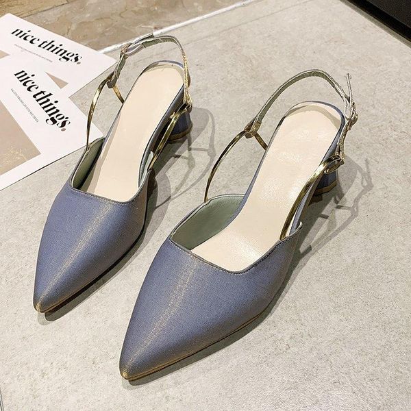 sandals baotou single shoes women spring/summer 2021 mid-heel pointed heels woman high sexy, Black
sandals baotou single shoes women spring/summer 2021 mid-heel pointed heels woman high sexy, Black