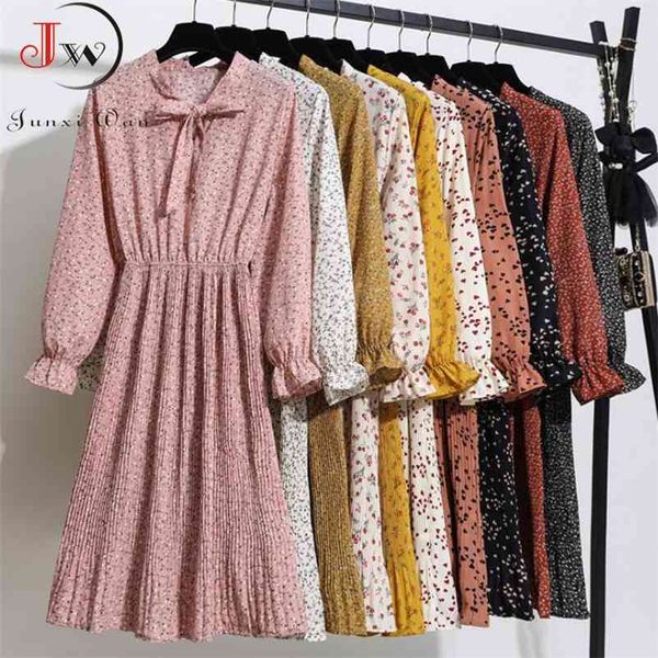 women elegant casual floral print autumn winter pleated dress vintage bow collar long sleeve chiffon shirt dress robe femme 210409, Black;gray
women elegant casual floral print autumn winter pleated dress vintage bow collar long sleeve chiffon shirt dress robe femme 210409, Black;gray