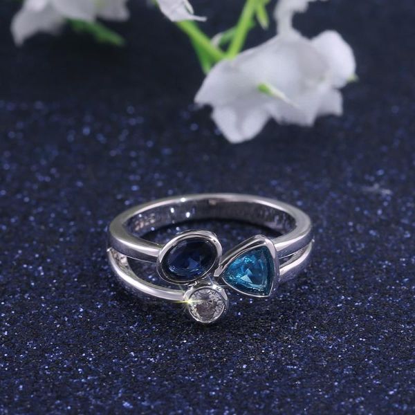wedding rings irregular geometric ring silver color blue white tricolor zircon for women band party jewelry anel prata 925, Slivery;golden
wedding rings irregular geometric ring silver color blue white tricolor zircon for women band party jewelry anel prata 925, Slivery;golden