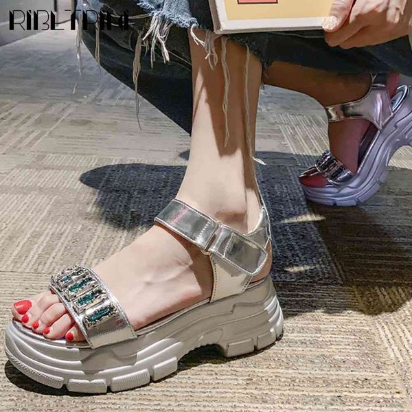 sandals female brand decorating platform shoes metallic women high wees rhinestone sandals, Black
sandals female brand decorating platform shoes metallic women high wees rhinestone sandals, Black