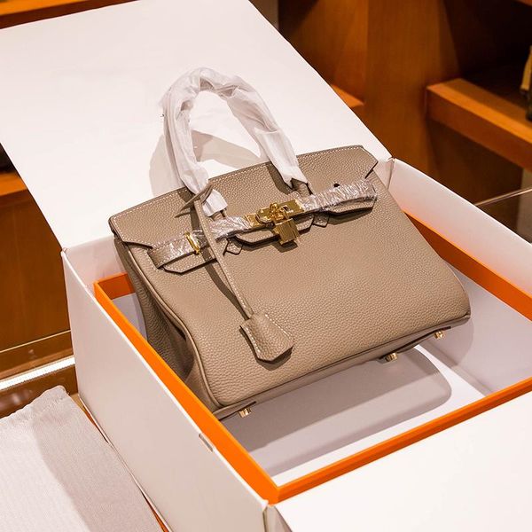 7a tote bag handmade togo luxury designer handbags genuine leather imitation brands classic fashion women purse cowhide leather pochette clu
7a tote bag handmade togo luxury designer handbags genuine leather imitation brands classic fashion women purse cowhide leather pochette clu