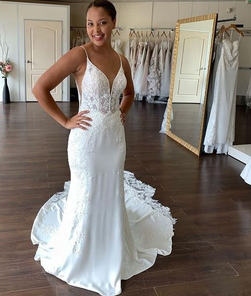 spaghetti neck satin lace mermaid wedding dresses with appliques court train backless plus size bridal gowns, White
spaghetti neck satin lace mermaid wedding dresses with appliques court train backless plus size bridal gowns, White