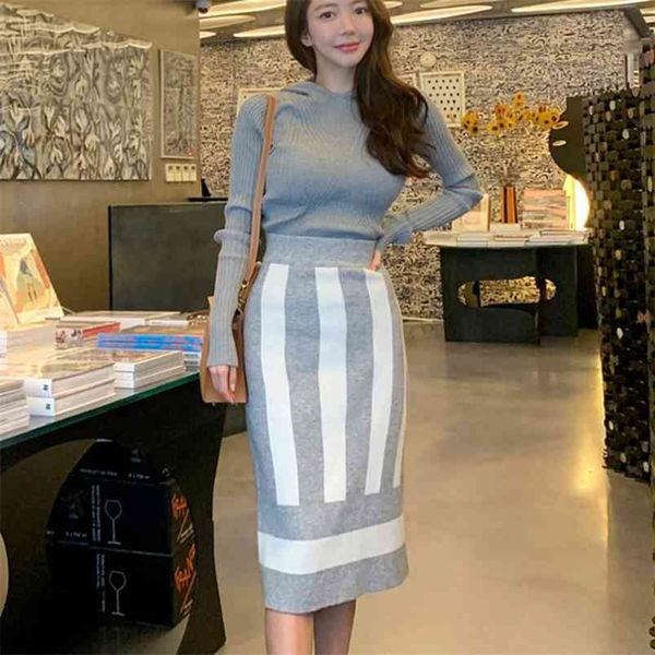 women knitted hooded and striped bodycon skirt ladies two piece set plus size spring winter casual elegant 2 210514, White
women knitted hooded and striped bodycon skirt ladies two piece set plus size spring winter casual elegant 2 210514, White
