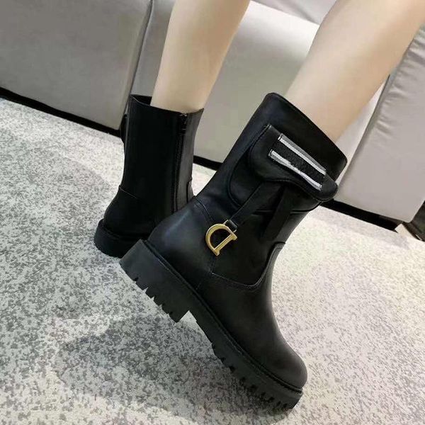 boots vallu 2021 autumn and winter full leather all-match high-quality metal decorative personality locomotive women's low, Black
boots vallu 2021 autumn and winter full leather all-match high-quality metal decorative personality locomotive women's low, Black