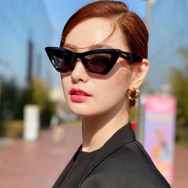 sunglasses 2022 retro male cat eye women men brand designer sun glasses for alloy mirror uv, White;black
sunglasses 2022 retro male cat eye women men brand designer sun glasses for alloy mirror uv, White;black