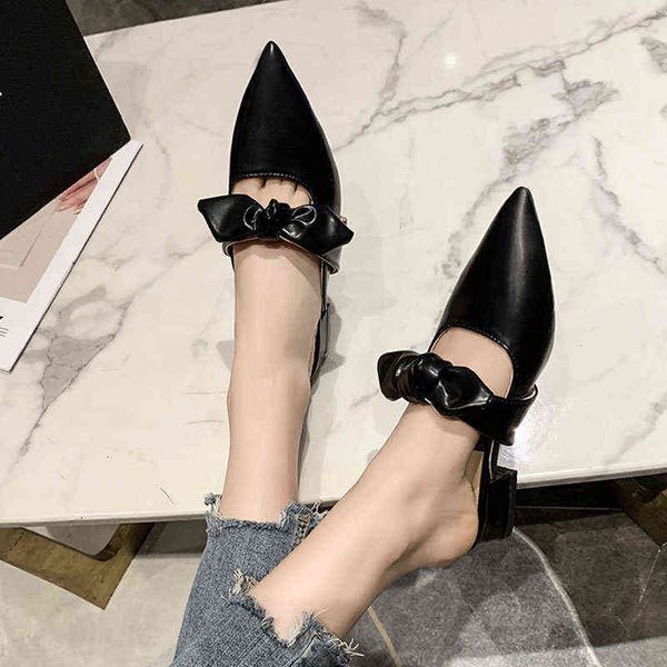 slippers women wear comfortable muller shoes with bow pointed square heels, a new korean version in spring and summer of 2022, Black
slippers women wear comfortable muller shoes with bow pointed square heels, a new korean version in spring and summer of 2022, Black
