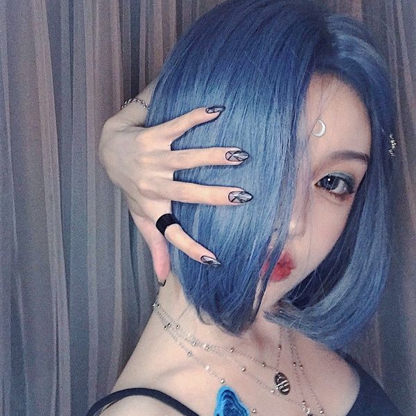 round wig female face split bangs short straight hair, Black
round wig female face split bangs short straight hair, Black