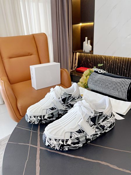 womens casual fashion platform sneakers ladies brand designer classic genuine leather trainers jogging walking shoes size 35-41
womens casual fashion platform sneakers ladies brand designer classic genuine leather trainers jogging walking shoes size 35-41