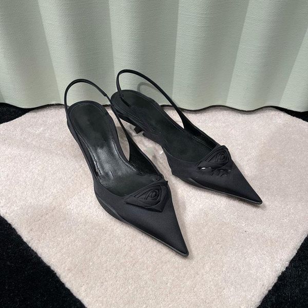 sandals 2021 stiletto heel pointed kitten female vintage french women shoes one word buckle solid color sandalias de mujer, Black
sandals 2021 stiletto heel pointed kitten female vintage french women shoes one word buckle solid color sandalias de mujer, Black