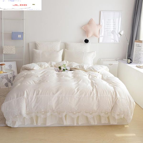 bedding sets wedding luxury silk king size duvet cover set princess bedclothes bed linen rice white lace quilt
bedding sets wedding luxury silk king size duvet cover set princess bedclothes bed linen rice white lace quilt