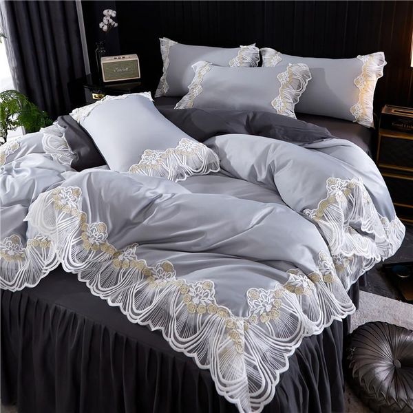 bedding sets four-piece princess wind bed skirt, brushed bedspread, silk duvet cover, lace edge bedding, solid color
bedding sets four-piece princess wind bed skirt, brushed bedspread, silk duvet cover, lace edge bedding, solid color