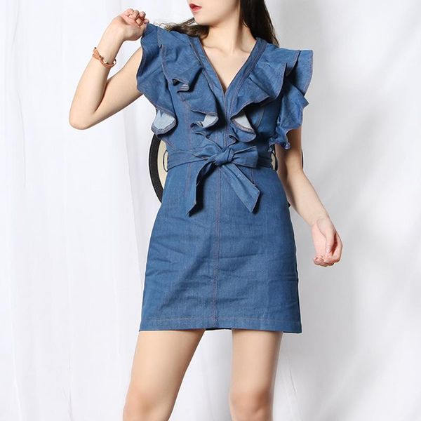 casual dresses vintage denim summer dress women v neck butterfly short sleeve waist mini slim female clothes, Black;gray
casual dresses vintage denim summer dress women v neck butterfly short sleeve waist mini slim female clothes, Black;gray