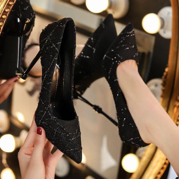 korean temperament high heels stiletto pointed toe ladies fashion wild large size hee dress shoes, Black
korean temperament high heels stiletto pointed toe ladies fashion wild large size hee dress shoes, Black
