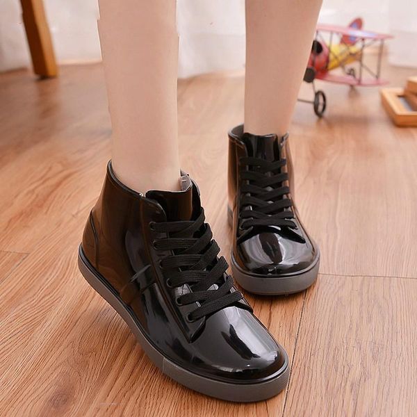 boots fashion arrival sewing waterproof flat with shoes woman rain water rubber ankle cross-tied botas 2021, Black
boots fashion arrival sewing waterproof flat with shoes woman rain water rubber ankle cross-tied botas 2021, Black
