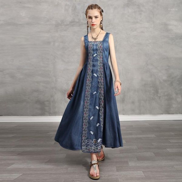 summer sleeveless denim dress women vintage embroidery square collar mid-calf length big swing vest maxi sundress woman casual dresses, Black;gray
summer sleeveless denim dress women vintage embroidery square collar mid-calf length big swing vest maxi sundress woman casual dresses, Black;gray