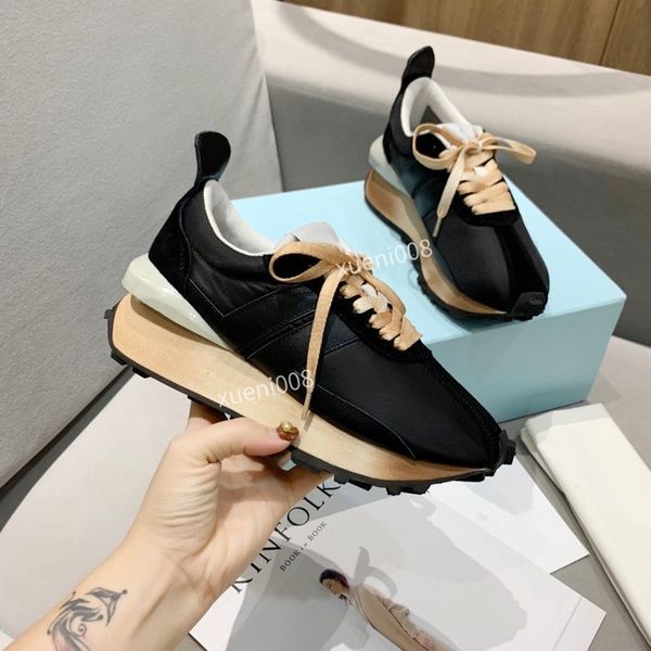 2022 classic designer sneakers luxury men women 35-41 sneaker sport shoes hand-polished and used oldultrapace series sports shoe tpu bottom, Red;white
2022 classic designer sneakers luxury men women 35-41 sneaker sport shoes hand-polished and used oldultrapace series sports shoe tpu bottom, Red;white