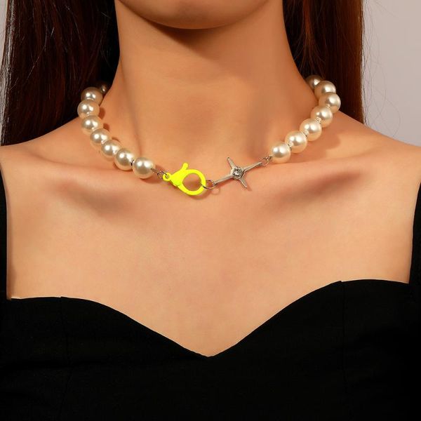 chokers japanese and korean style pearl stitching necklace female 2021 fashion sweet short cross choker clavicle chain jewelry, Golden;silver
chokers japanese and korean style pearl stitching necklace female 2021 fashion sweet short cross choker clavicle chain jewelry, Golden;silver