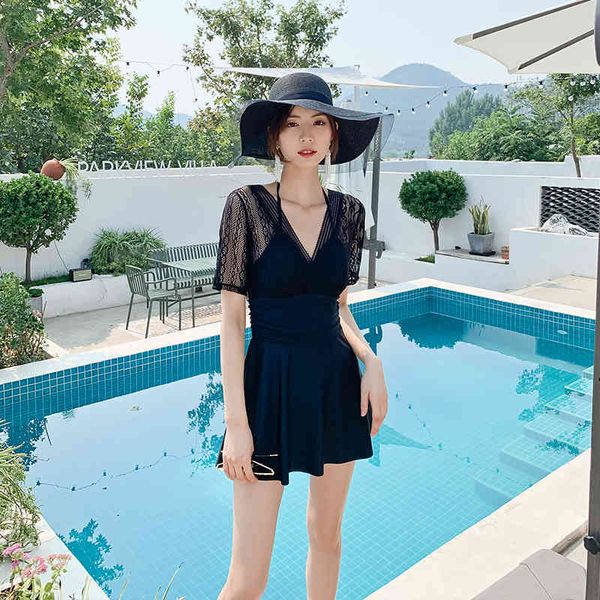 piece 2021 new korean one women's belly covered and thin conservative little fragrance better spring resort swims, White;black
piece 2021 new korean one women's belly covered and thin conservative little fragrance better spring resort swims, White;black