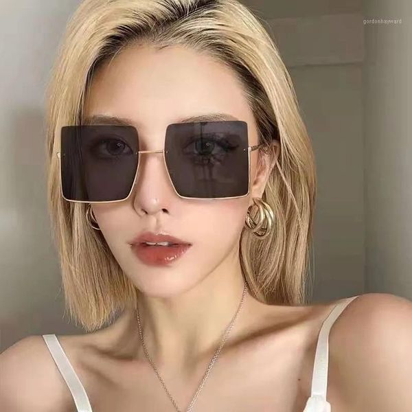 women sunglasses trending vintage metal half frame square sun glasses luxury designer fashionable men for driving a car, White;black
women sunglasses trending vintage metal half frame square sun glasses luxury designer fashionable men for driving a car, White;black