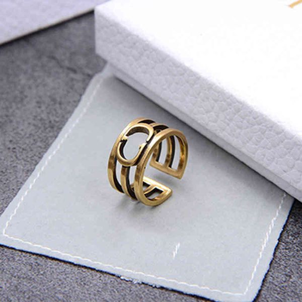 2021 designer ring luxury jewelry classic letter opening women's ring retro brass material party gift, Silver
2021 designer ring luxury jewelry classic letter opening women's ring retro brass material party gift, Silver