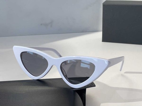 summer sunglasses for men and women cat eye style 452 anti-ultraviolet retro plate full frame fashion eyeglasses random box, White;black
summer sunglasses for men and women cat eye style 452 anti-ultraviolet retro plate full frame fashion eyeglasses random box, White;black