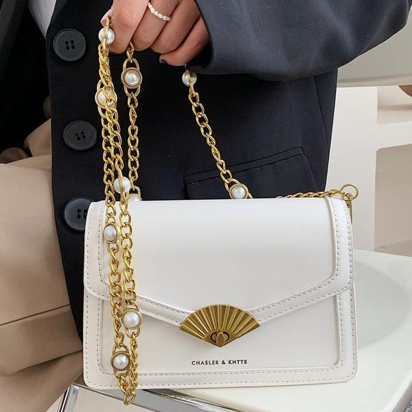 cross body vintage chain small crossbody bags for women 2021 pu leather shoulder designer handbags puse summer
cross body vintage chain small crossbody bags for women 2021 pu leather shoulder designer handbags puse summer