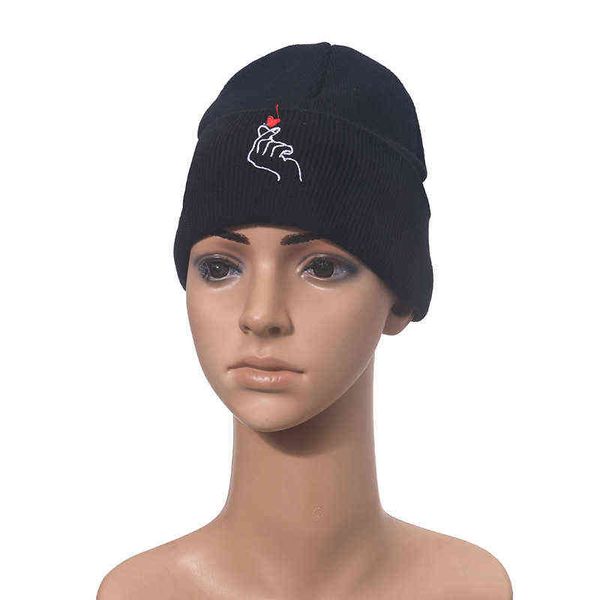 autumn winter knitted hat men and women cursive embroidery cold hat lovers hip hop wool hat european and american fashion style y21111, Blue;gray
autumn winter knitted hat men and women cursive embroidery cold hat lovers hip hop wool hat european and american fashion style y21111, Blue;gray